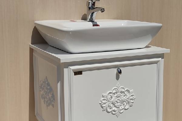 هنر و دقت در هر جزئیات: تجربه یک تولید کننده برتر کابینت با رویکردهای استثنایی به طراحی و ساخت