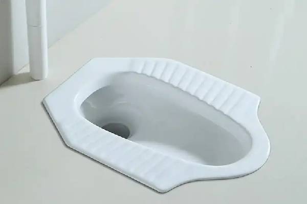 رهبری در صنعت: تحولات و نوآوری‌های جذاب در تولید و عرضه سنگ توالت ایرانی