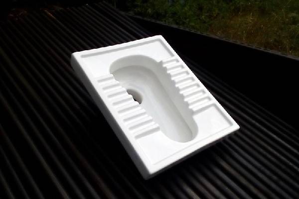 دوام و زیبایی همراه با سنگ توالت ایرانی: انتخاب بینظیر در دنیای بهداشت